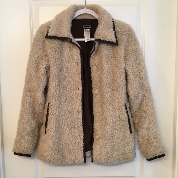 Patagonia Jackets & Blazers - Patagonia teddy coat button down jacket size small